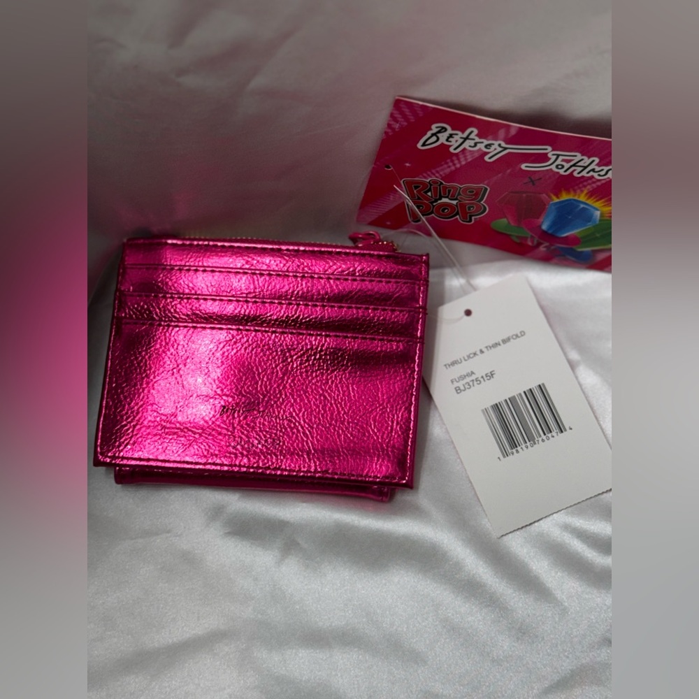 NWT Betsey Johnson x Ring Pop Limited Edition Fuschia Candy wallet - Picture 6 of 7